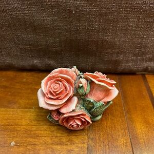 Harmony Kingdom Lord Byrons
Double Coral Rose Ltd Ed
2835-5000